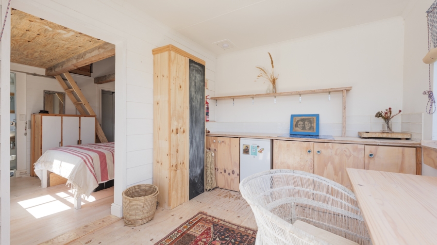 2 Bedroom Property for Sale in Suiderstrand Western Cape